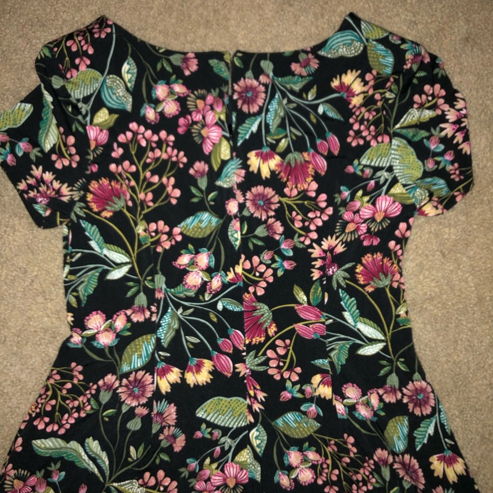Connected Apparel Floral Dress - Picture 10 of 11